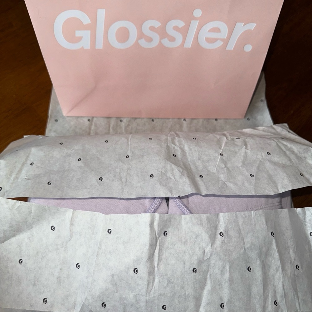 Glossier Limited Edition Lavender Hoodie Large NWT - Picture 5 of 12